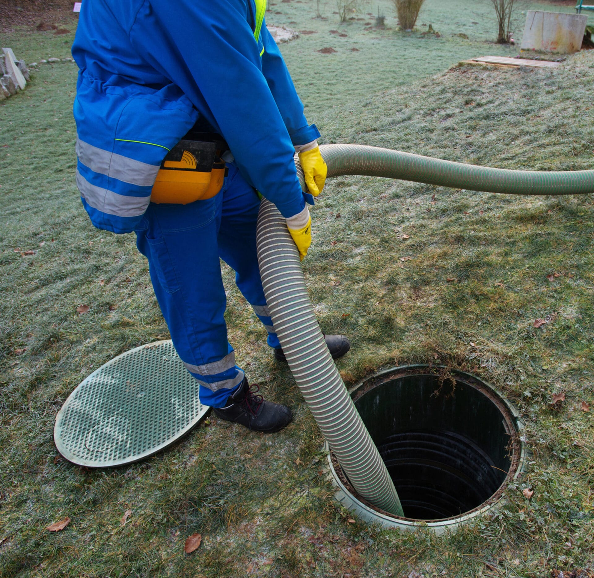 Dallas TX plumbing - Root Intrusion before service, Cleared Sewer Line after professional hydro jetting